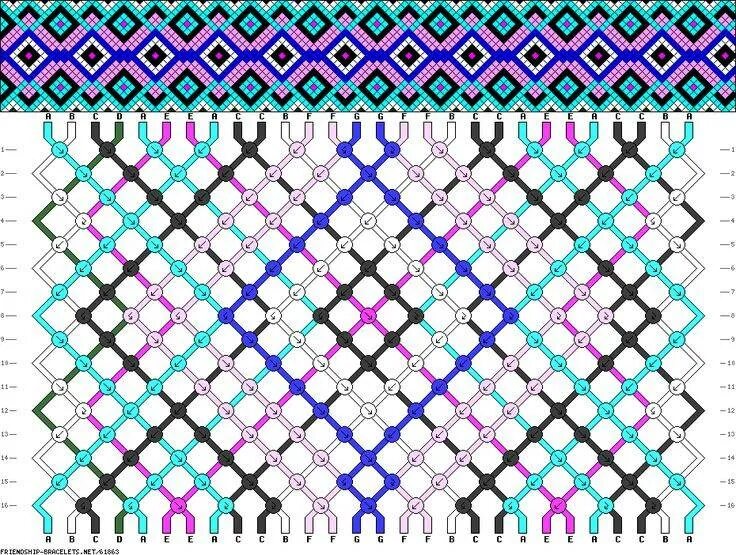 Фенечки на белом фоне. Косое плетение схемы чешуйка. Схемы для плетения фенечек с именами. Акацуки фенечка схема. Большие фенечки из мулине.