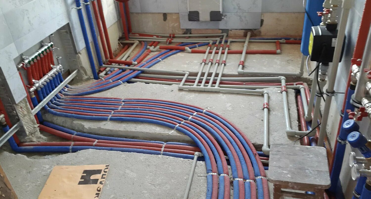 Вентиляция из сэндвич труб в газовой котельной в частном. Дымоход для банной печи 115мм через стену. Установка трубы в частном доме. Газовый напольный котел правильный монтаж дымохода. Установка трубы в частном доме.