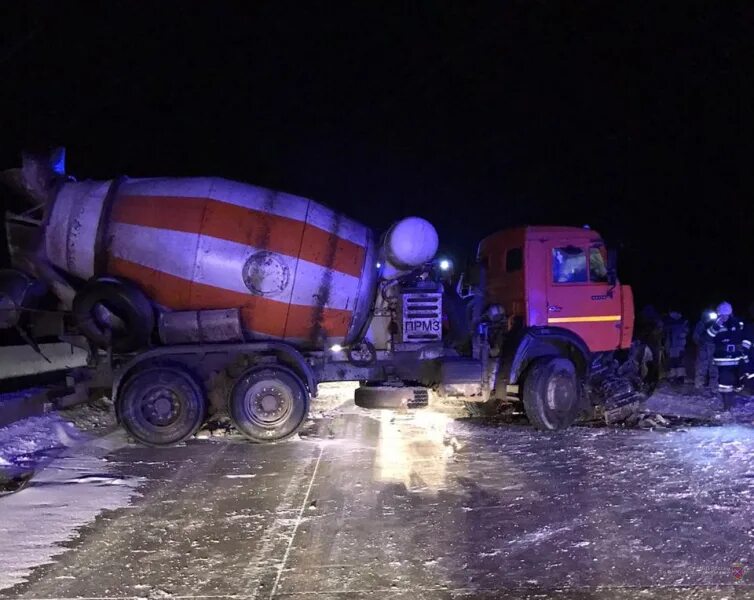 Бетономешалка на трассе. Дтп 2020 года. Дтп 2020 года. 06. 06.