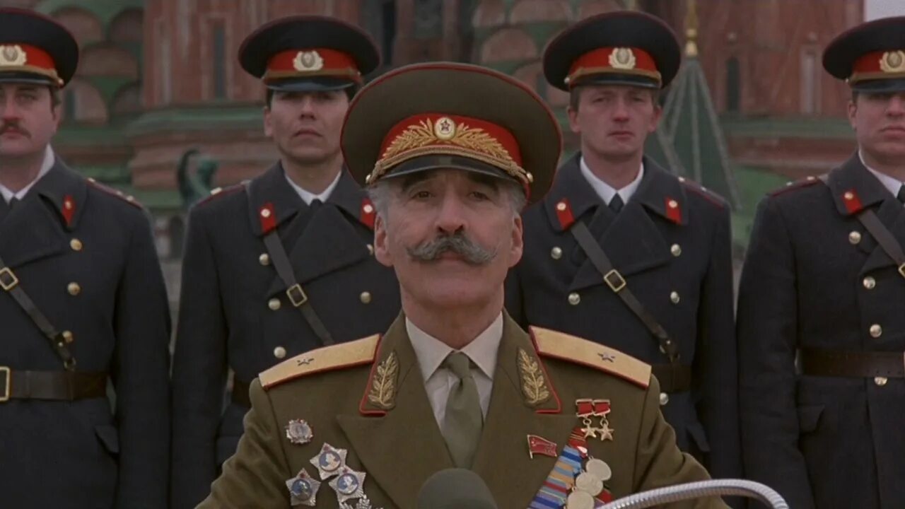 Полицейская академия 7. Полицейская академия 7 миссия в москве. Полицейская академия 7: миссия в москве фильм 1994. Полицейская академия 7: миссия в москве фильм 1994. Рон перлман полицейская академия.