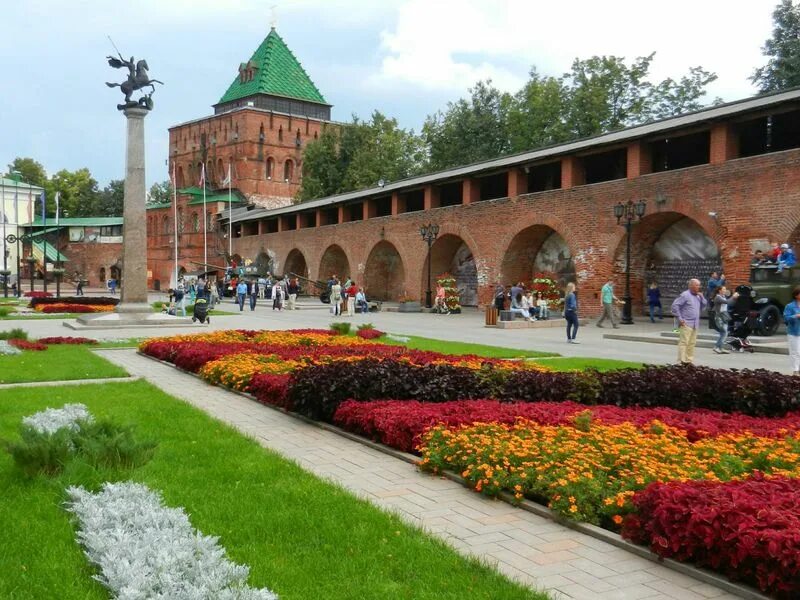 Файл:NN-30-05-2022 Koromyslova Tower 01.jpg - Википедия