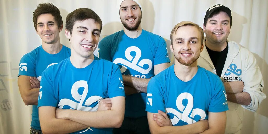 Cloud 9 состав cs. Команда cloud9. cloud9 состав. cloud9 игроки. состав cloud9 кс го 2015.