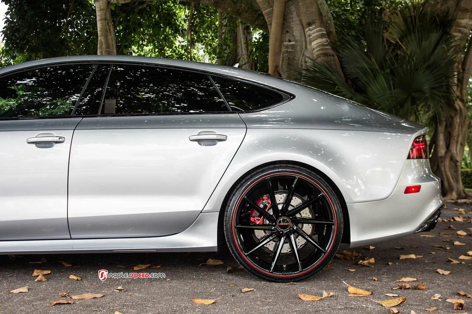 Какие диски лучше на лето. Audi rs7 колеса. Audi rs7 Black Wheels. Диски Audi rs7. Ауди а 7 диски р 21.