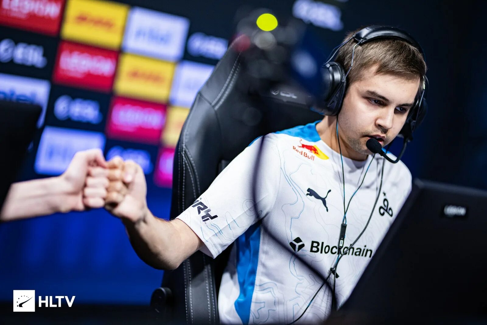 Cloud 9 hltv. Sh1ro cloud9. Nafany CS go. КИБЕРСПОРТСМЕН КС. Киберспортивная команда.