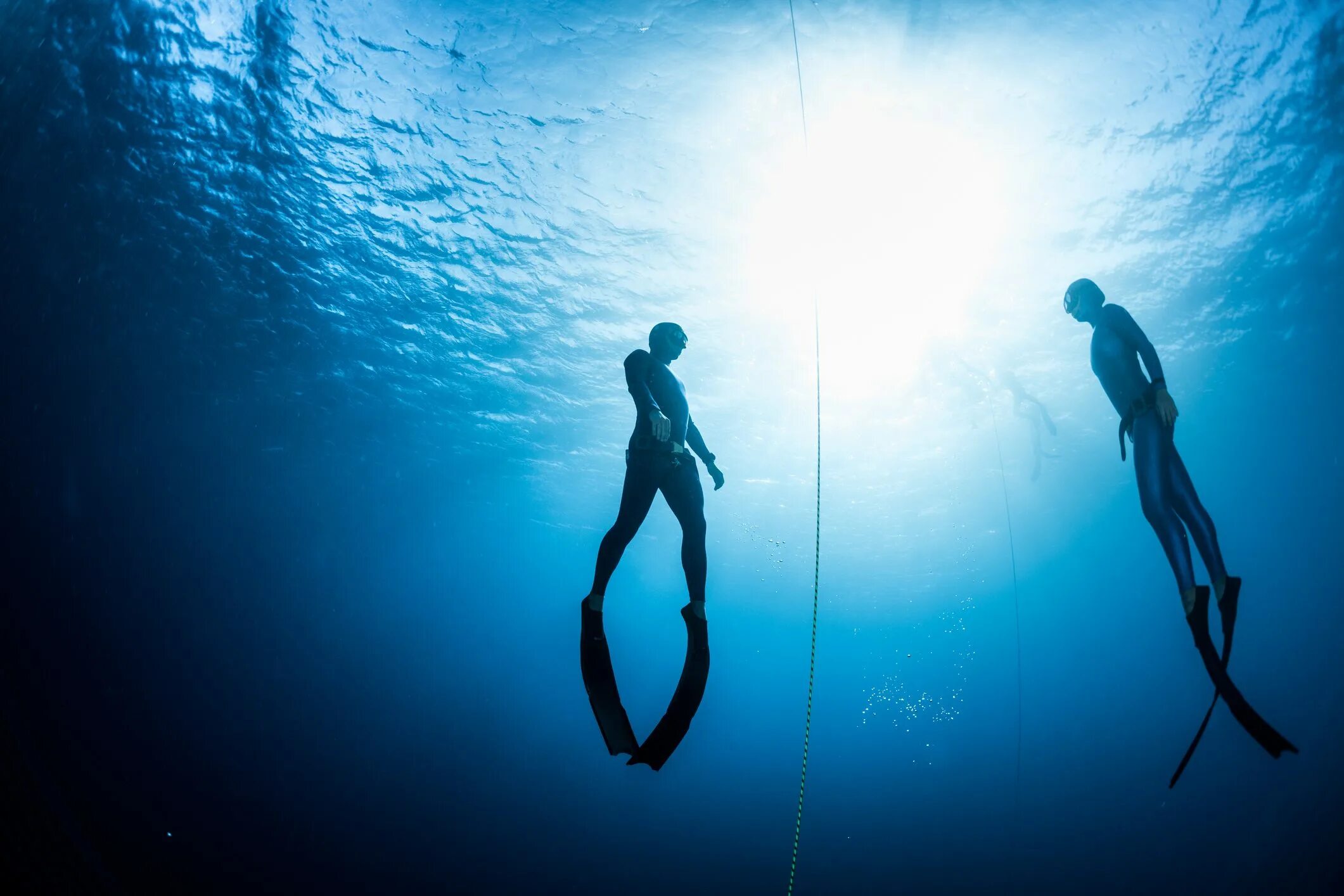 A freediver doesn t use an air