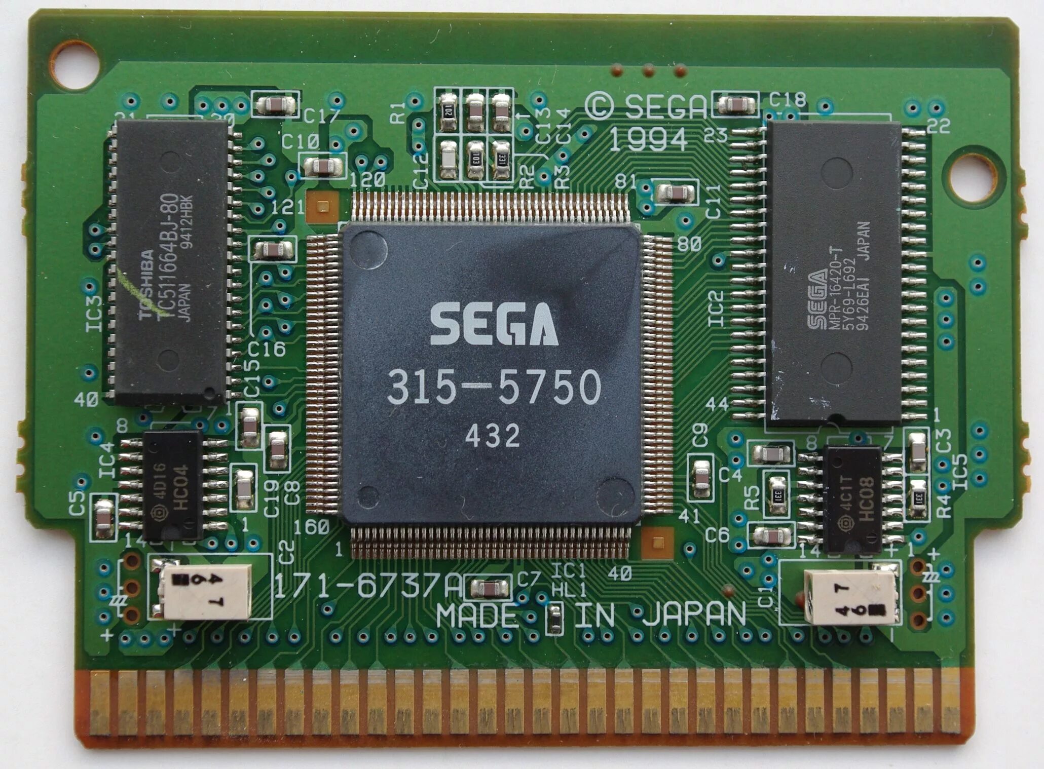 Dsp чип. Sega cartridge плата. virtua racing sega mega drive. картридж virtua racing sega. sega чип svp.