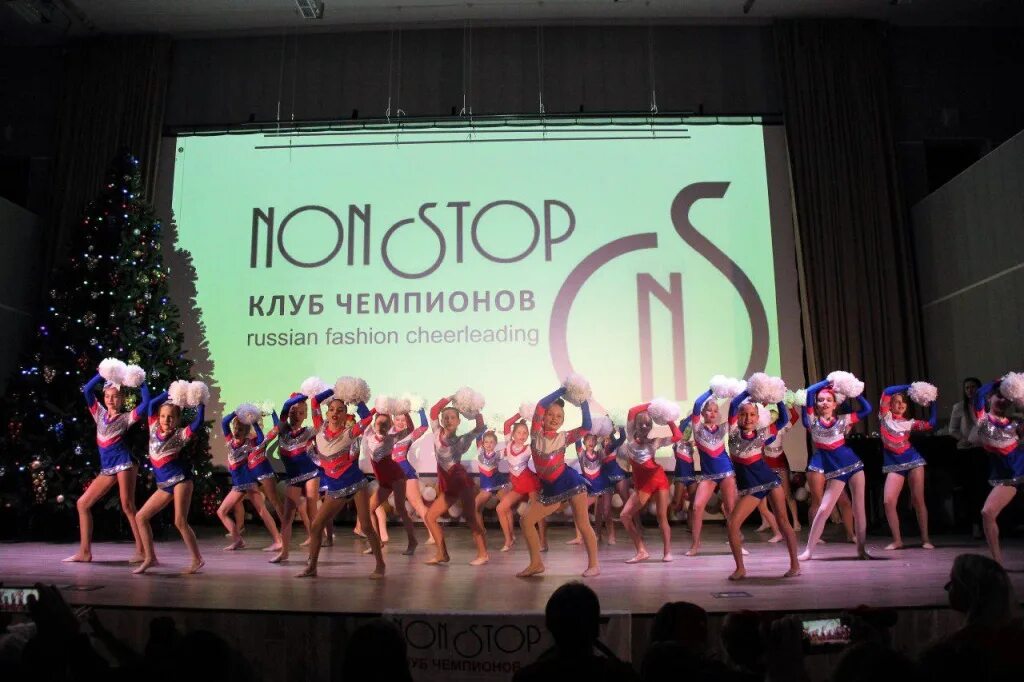 Нон стоп черлидинг. Нон стоп черлидинг. Нон-стоп чир спорт москва. Нон стоп чир. Нон стоп черлидинг некрасовка.
