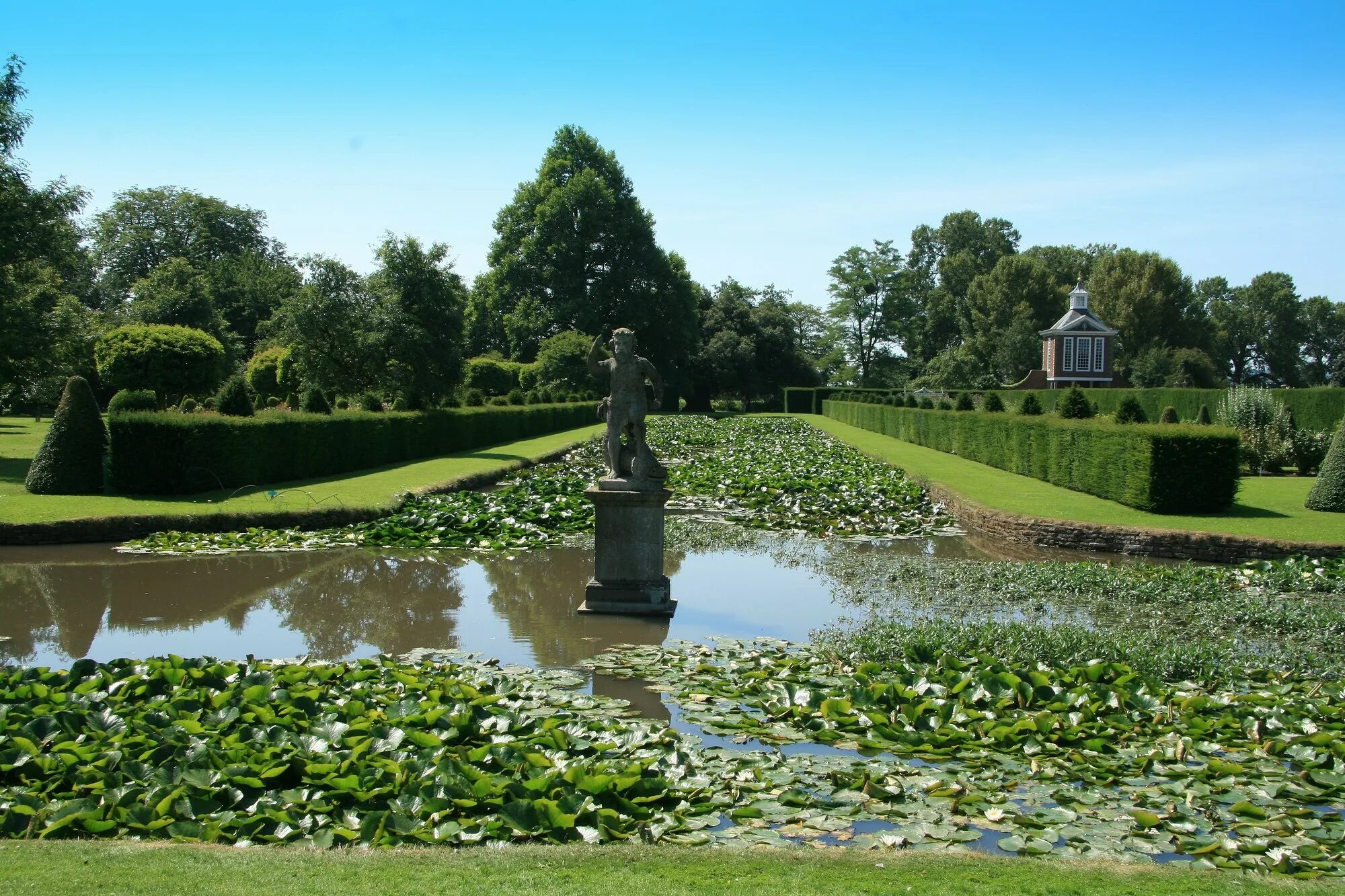 Пруд 5 букв. Пруд 5 букв. Пруд 5 букв. Болото с ряской. Пруд 5 букв.