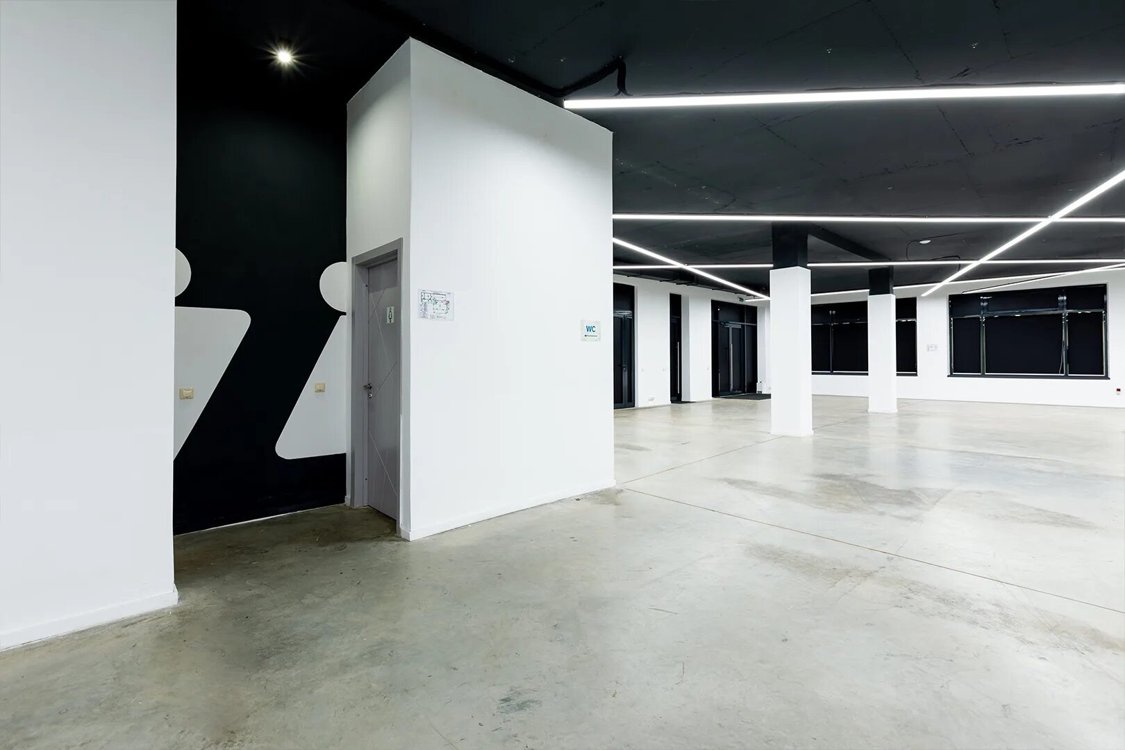 Площадка кватро мясницкая. Кватро спейс мясницкая. Кватро спейс лофт. Quattro space. Кватро спейс лофт.