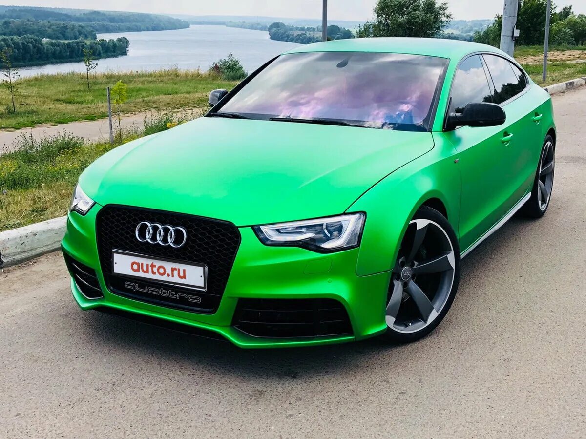 Ауди частные объявления. Audi a5 rs5. Audi a5 Sportback 2022 зеленый. Audi a4 а5 зеленая. Audi rs5 зеленая.