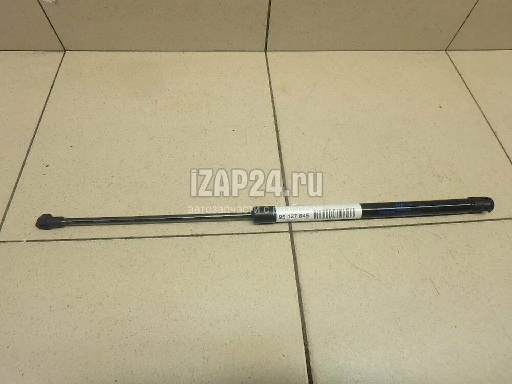 Амортизатор багажника nissan qashqai j11. Амортизатор багажника кашкай. Амортизатор крышки багажника кашкай j11. Амортизатор багажника кашкай. Амортизатор багажника nissan qashqai j11.