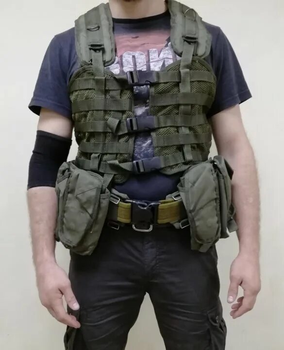 Utg 547 law enforcement tactical vest. Разгрузка спецназа. Разгруз blackhawk разгрузка. Разгрузка спецназа. Flyye industries подсумки.