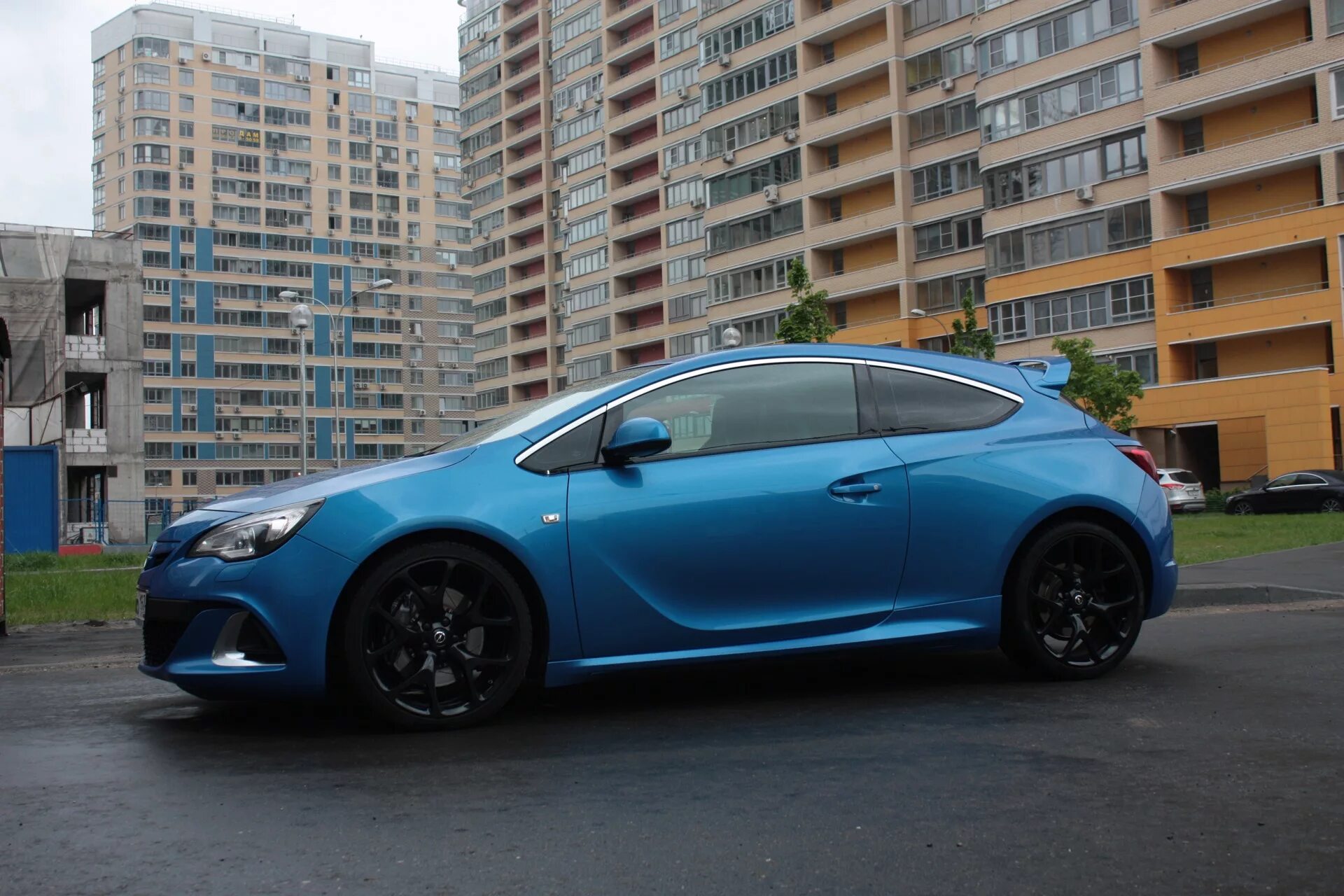 Opel GTC J OPC r20.