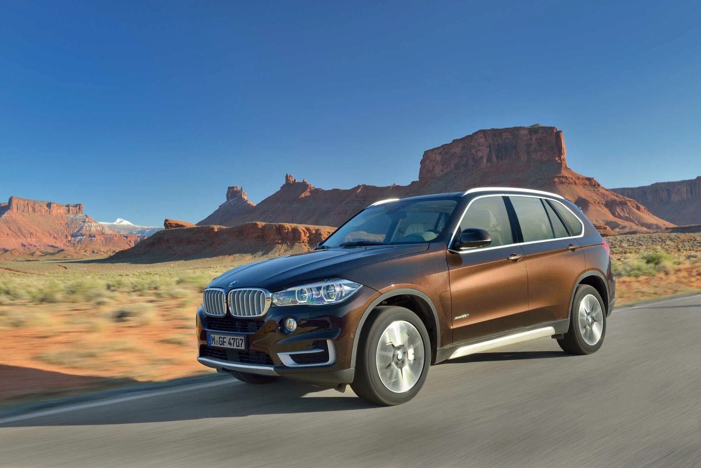 Бмв внедорожник фото Купить б/у BMW X5 II (E70) 3.0si 3.0 AT (264 л.с.) 4WD бензин автомат в Москве: