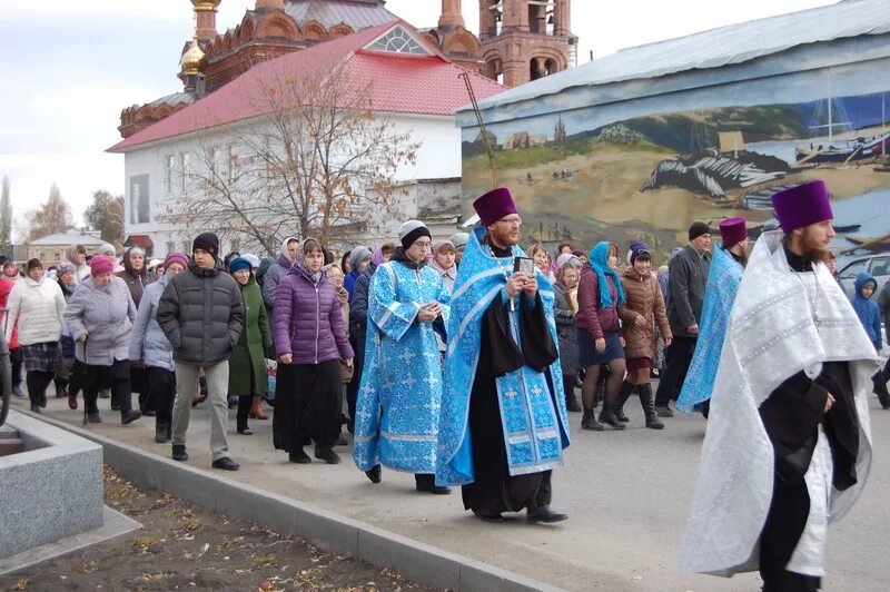 Крестовоздвиженская церковь орехово зуево. Служба в богородицерождественском храме орехово-зуево. Крестовоздвиженская церковь орехово. Хор храмвюа в крестоыоздвиженском храме ярославлю. Крестовоздвиженский храм орехово зуево расписание.