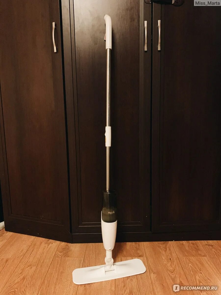 Паровая швабра сяоми. Паровая швабра xiaomi. швабра от xiaomi. швабра с распылителем xiaomi. швабра сяоми фото.