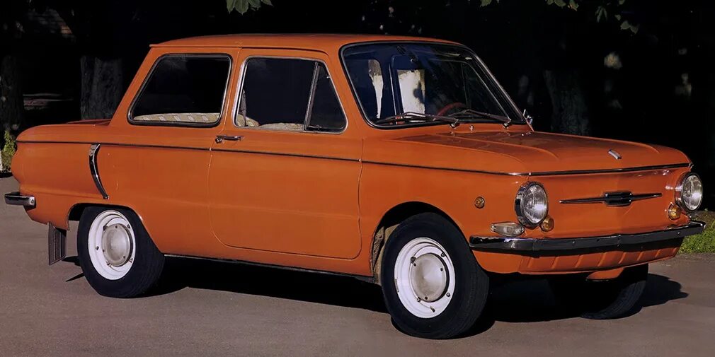 Заз 966 и заз 968. Заз 965 запорожец. Заз-968а запорожец. Заз 965 горбатый. Запорожец ушастый заз-968.