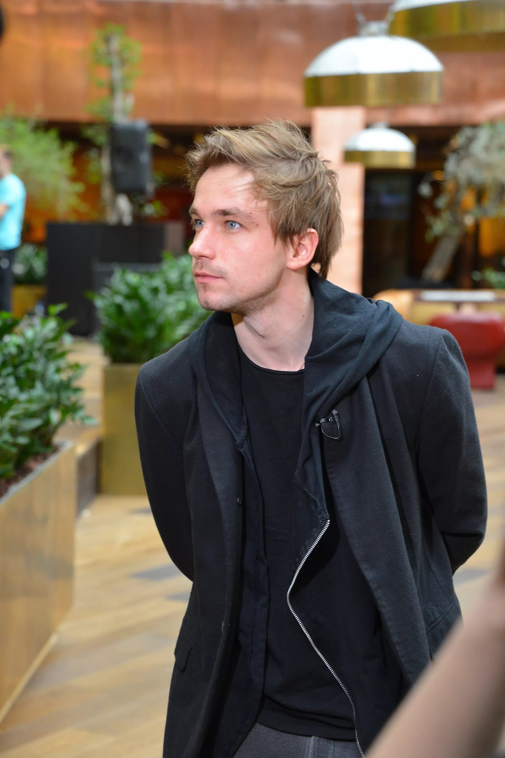 Александр петров. Лион измайлов с женой. Полицейский с рублевки гриша. Сколько лет измайлову. Лион измайлов сейчас.