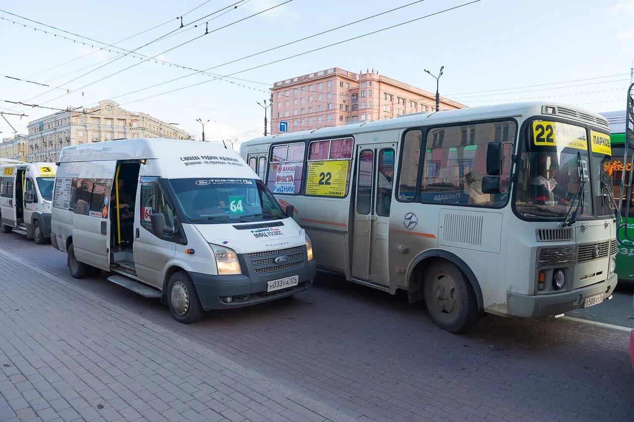 146к маршрутка. Транспорт Челябинск. Транспорт 2013 года. Челябинск новый транспорт. Цвет Челябинского транспорта.