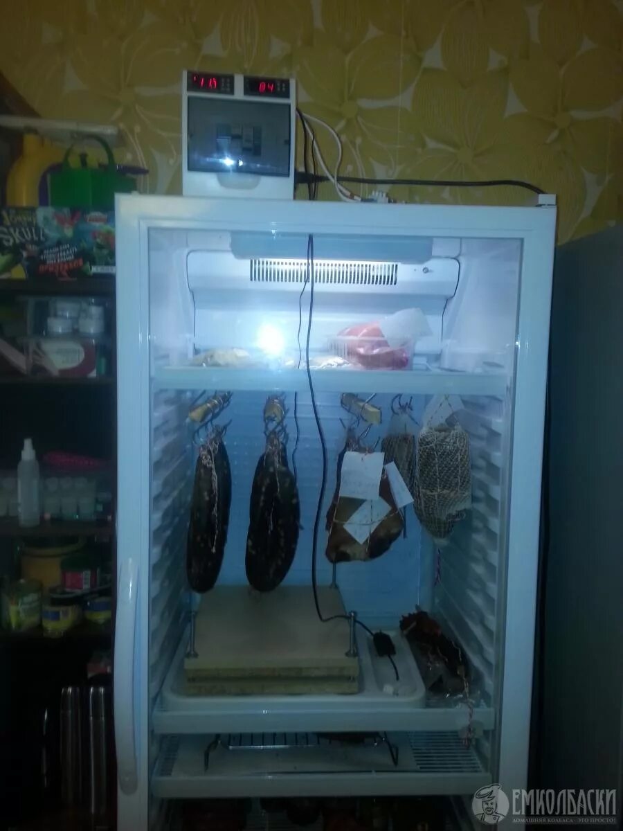 Климатическая камера см-60/75-1000 твх. Климатическая камера для колбас. Климатическая камера из холодильника. Климатические камеры для мяса. Климатическая камера для сыровяления из холодильника.