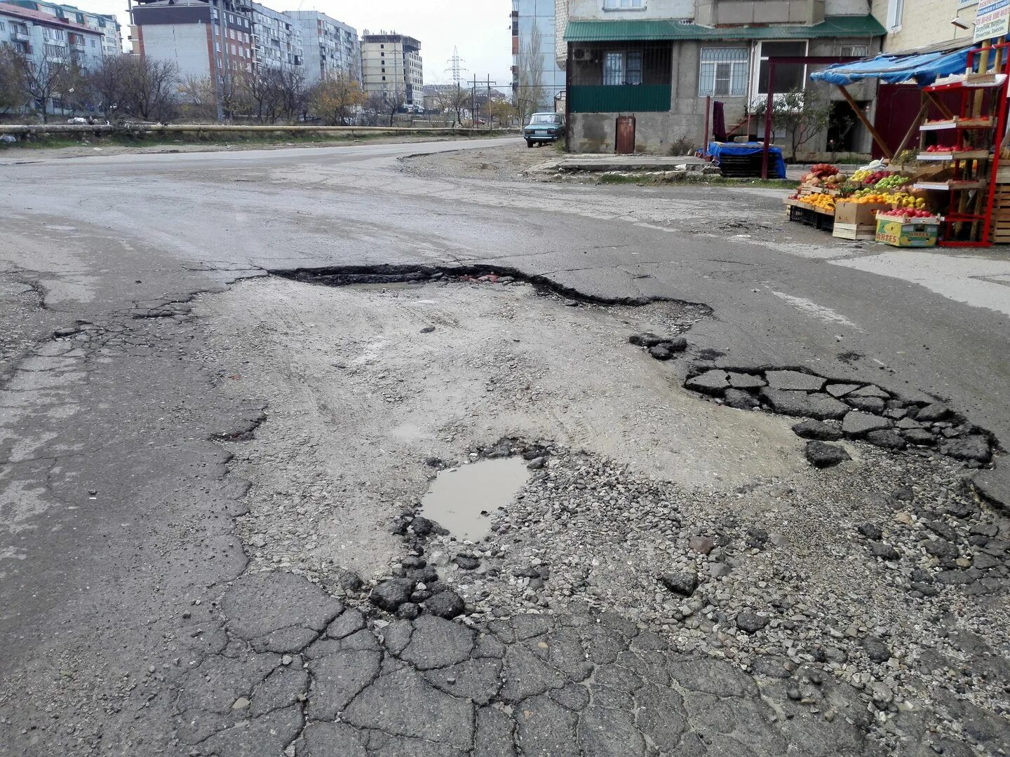 Карту разбитых дорог. Ямы на дорогах. Плохие дороги. Плохая дорога. Плохие дороги в Дагестане.
