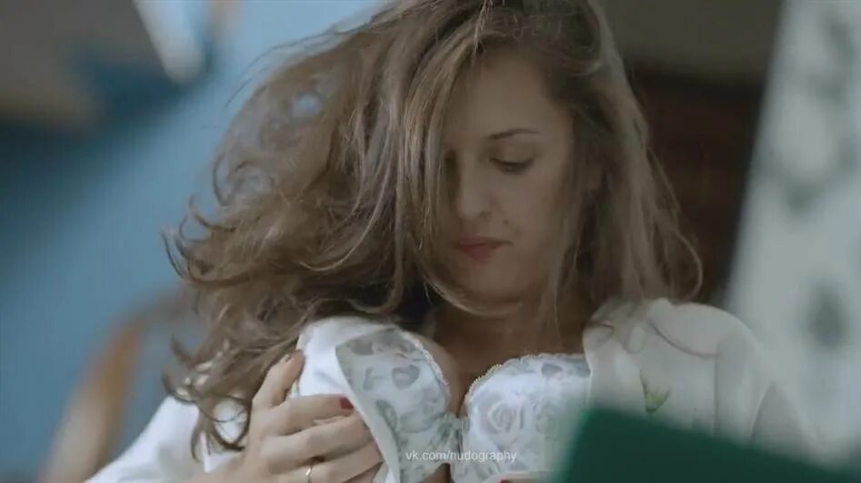 Мария Шумакова В Костюме Стюардессы – Сладкая Жизнь (2014)
