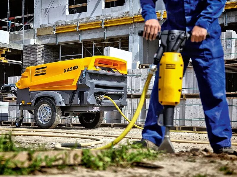 дизельный сварочный агрегат dcw-400esw. профессиональное оборудование для строительства. агрегат аренда. агрегат аренда. машины оборудование и инструмент в строительстве.