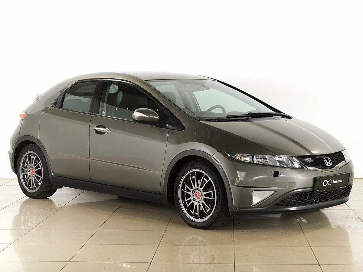 Хонда цивик 2008 седан серый. Хонда цивик серая. Honda civic 8 хэтчбек. 8 ат. Хонда цивик 2008 серый.