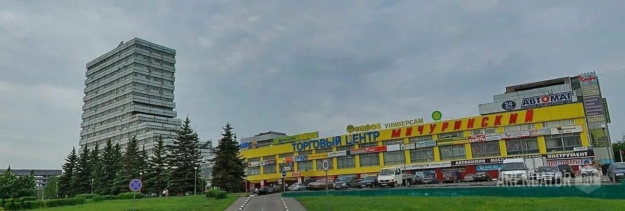 42 торговый центр. Тц мичуринский озерная 42 магазины. Г москва ул озерная д 42. Озерная д. 42.