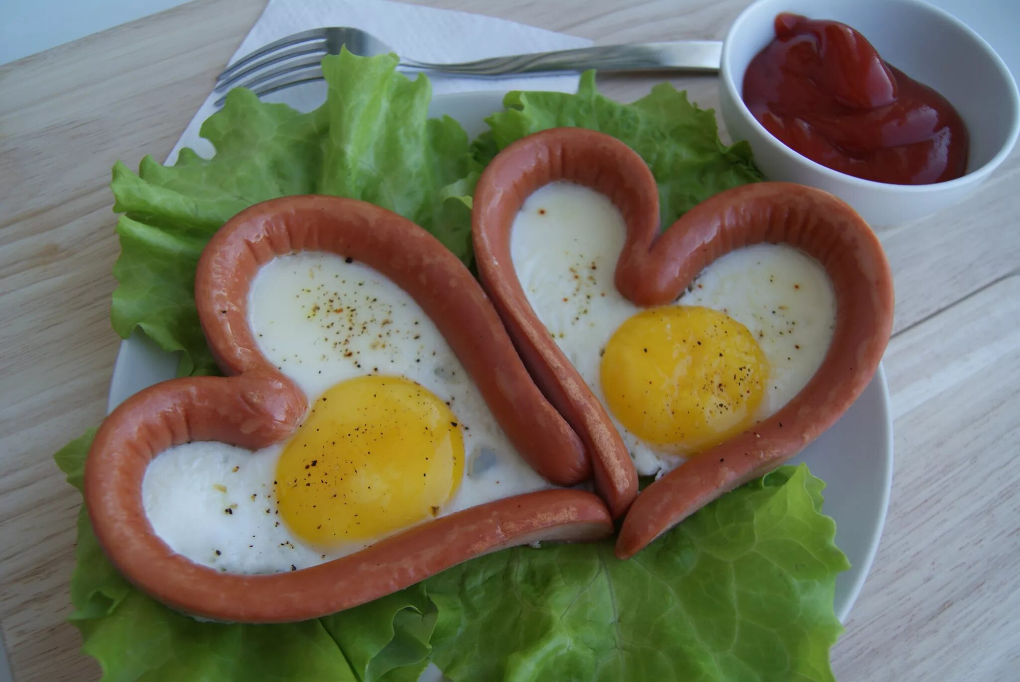 яичница. как красиво приготовить яичницу. яичница для завтрака. оригинальный завтрак из яиц. оригинальная яичница.