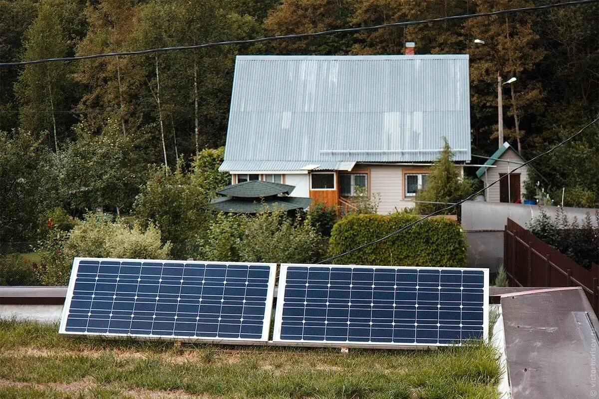 Солнечная панель Solar. Солнечный батарея v Panel. Дом с солнечными батареями.