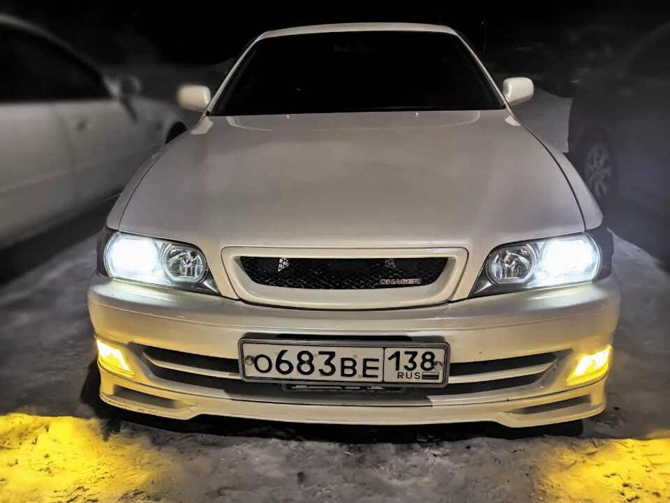 Обои тойота чайзер 100 4к. Toyota chaser 100 led в птф. Фонари чайзер 100. Спойлер тойота чайзер 100. Подсветка заднего номера чайзер 100.