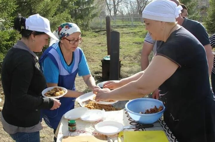 День деревни в грязной. Буинский район татарстан пос разъезда лащи. Поселок фабрики 1 мая. День деревни. Максатиха день поселка.