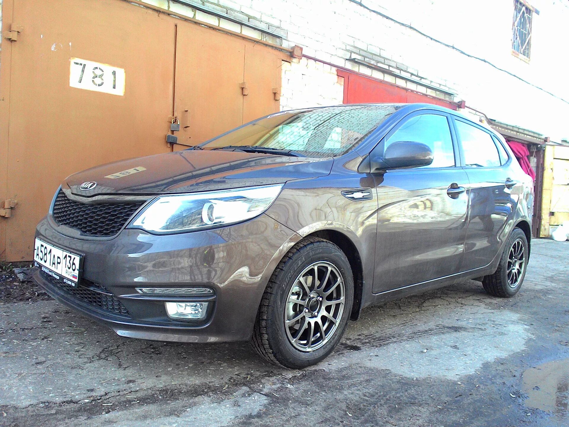 Диски рио 3 r15. Kia rio диски 15. слик r16 kia rio 3.