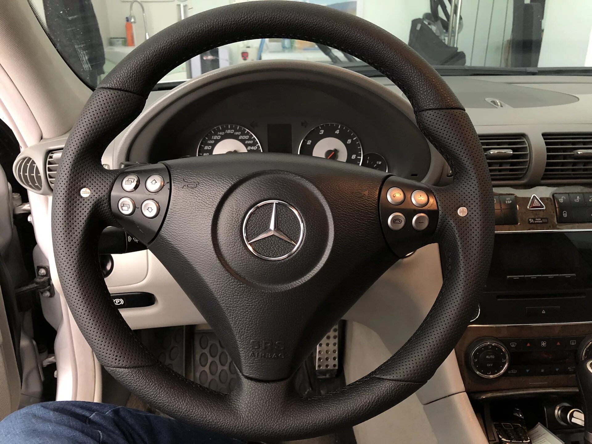 W203 как снять руль Руль Mercedes-Benz C-class (W203), 3,2 л, 2002 года тюнинг DRIVE2