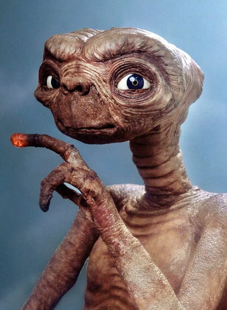 Инопланетянен. Инопланетянин e.t. the Extra-Terrestrial 1982. Пришелец Спилберга.