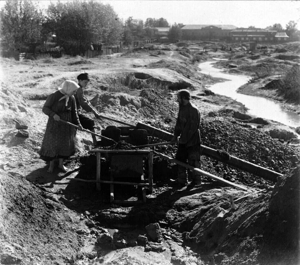 Наш край 20 века. Золотая лихорадка в Сибири в 19 веке. Золотой прииск XIX век Сибирь. Старатели 19 века. Старатели 19 век Сибирь.