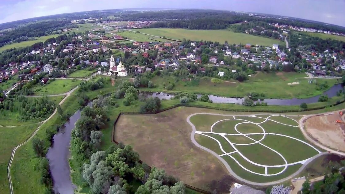 Деревня истринский. Лужки (деревня, городской округ Истра). Лужки Московская область Истринский район. Село Лужки Истринский район. Лужки Истра.