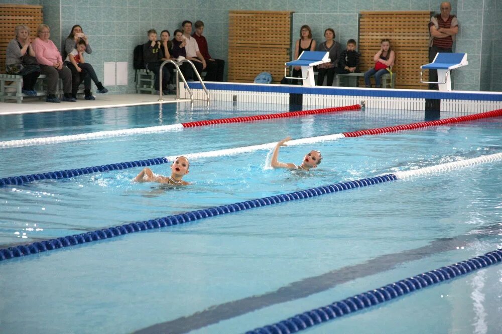 Ленинский район бассейн для детей. Бассейн рекорд пермь. Бассейн рекорд пермь на пролетарке. Бассейн рекорд пермь на пролетарке. Бассейн рекорд.