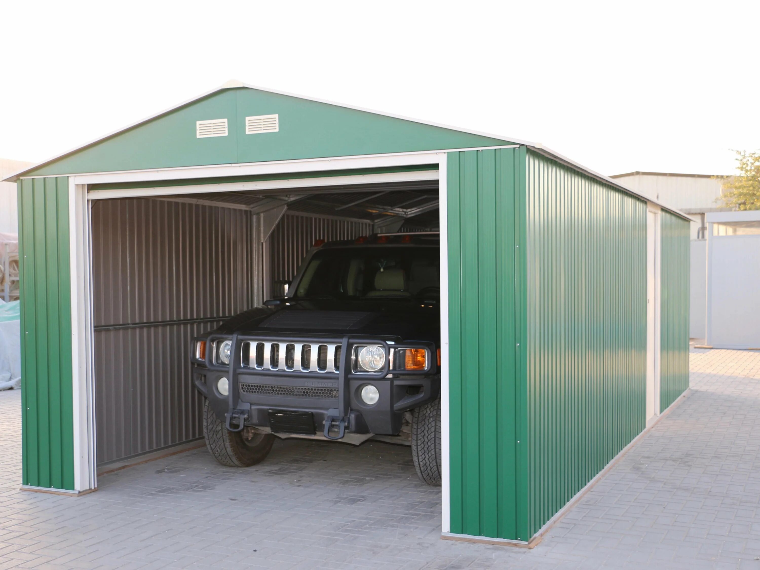 Какой сделать гараж. Duramax imperial metal storage shed us. гараж для легкового автомобиля. гараж для квадроцикла. джип в гараже.