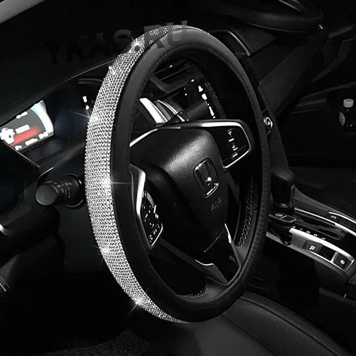 Оплетка на руль со стразами. Оплетка на руль со стразами лексус nx 200. Оплетка на руль со стразами. Оплетка на руль со стразами. Чехол на руль со стразами.