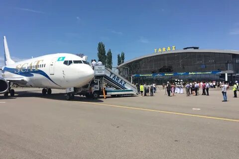 Самолет в тараз