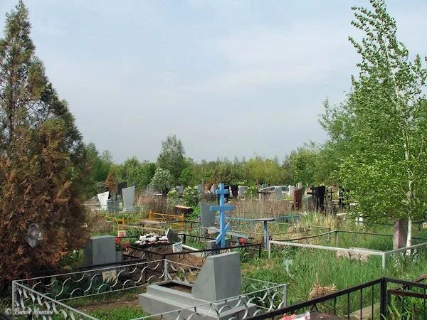 Ростовское северное кладбище. Площадь северного кладбища в ростове-на-дону. Северное кладбище ростов. Северное кладбище ростов-на-дону. Северное городское кладбище ростов.