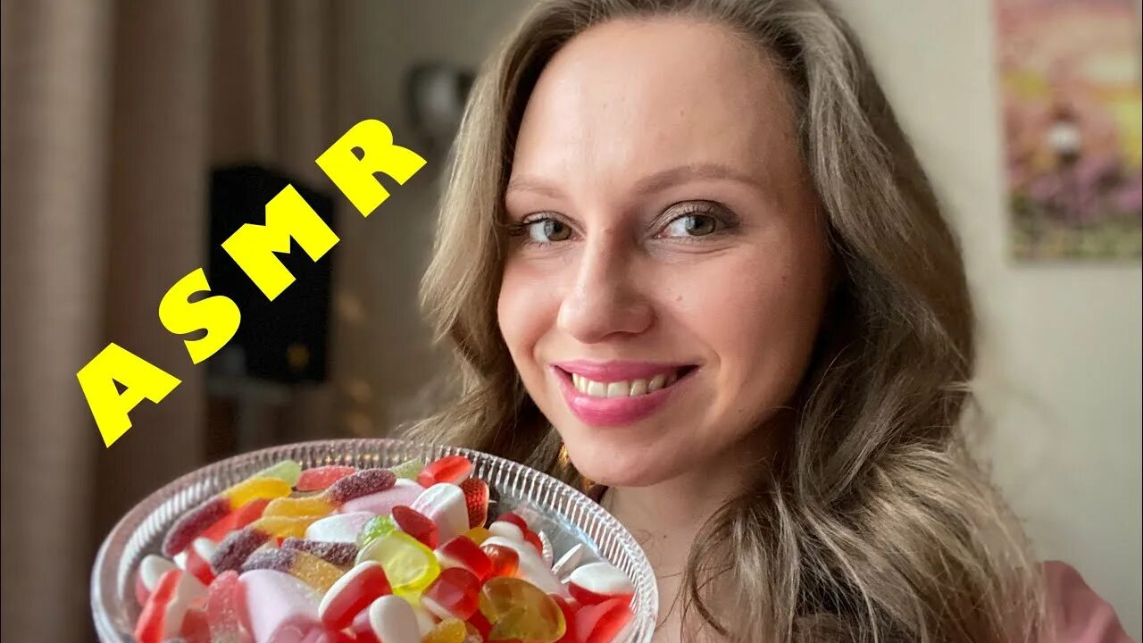 Асмр сладости. Anastasia Whisper ASMR фото. АСМР яблоко.