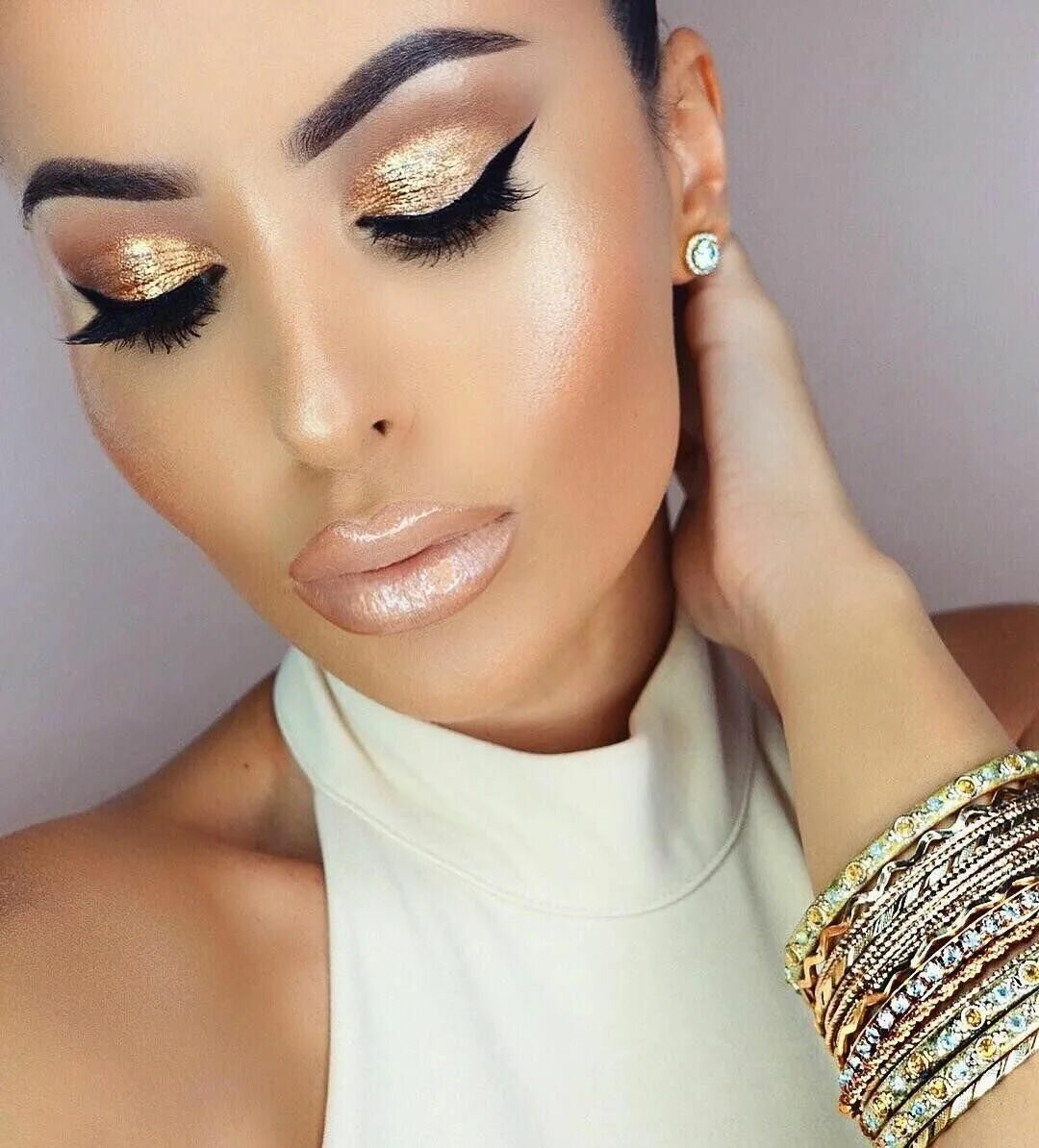 Verusha make up style