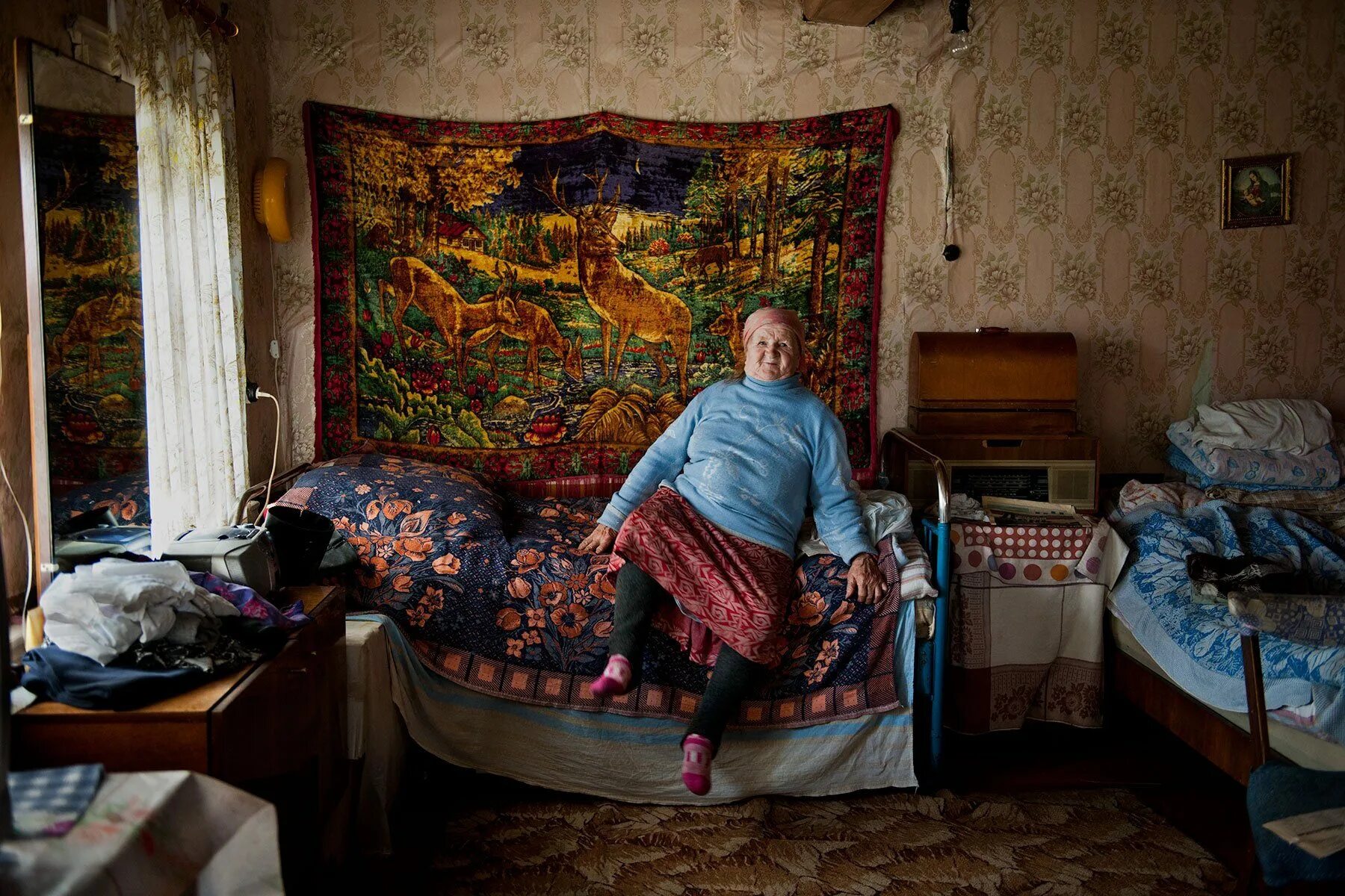 Нищета в квартире. Китайцы в маленьких квартирах. Японские квартиры для бедных. Маленькие японские квартиры. Маленькие квартиры в китае.