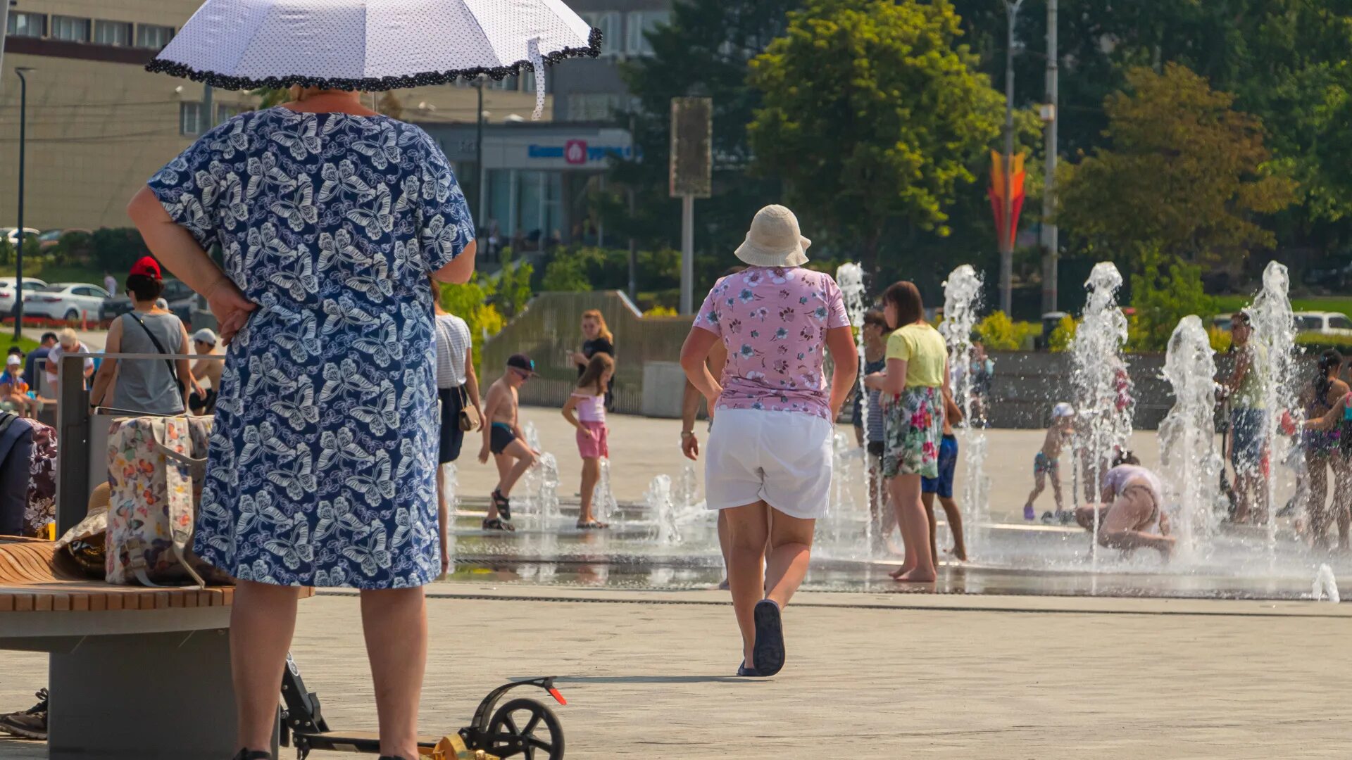 Какое будет лето в перми. Жара Пермь 2021. Жара летом. Жара в городе. Жарко в Перми.