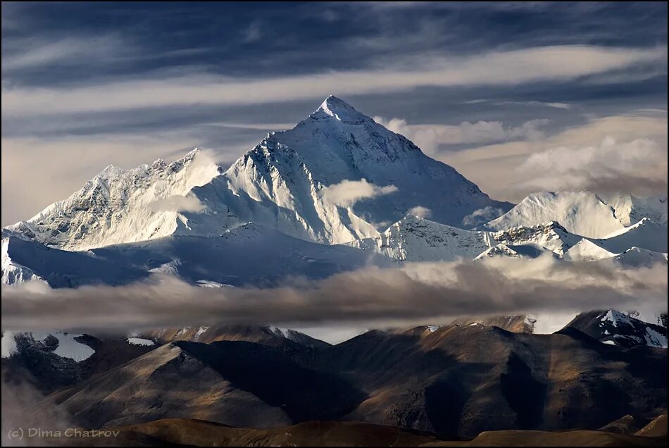 6 великих гор. Тибет вершина Эверест. Самая высокая гора в мире Джомолунгма Килиманджаро. Горы'dthtcn. Вершины Джомолунгма и Эльбрус.