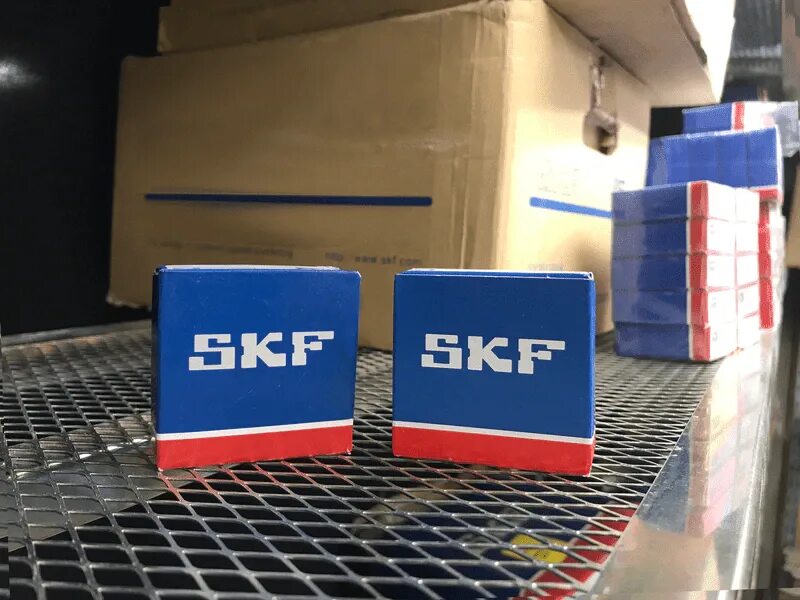 Skf как отличить оригинал. Подшипник skf 625-2z. skf подшипники логотип. фирма скф. skf коробка.