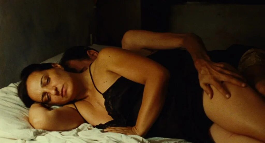 Explicit mainstream movies. Фильм bellas mariposas 2012. фильм-pretty butterflies 2012. фильм resen 2012. mother and son mainstream фильм 18.